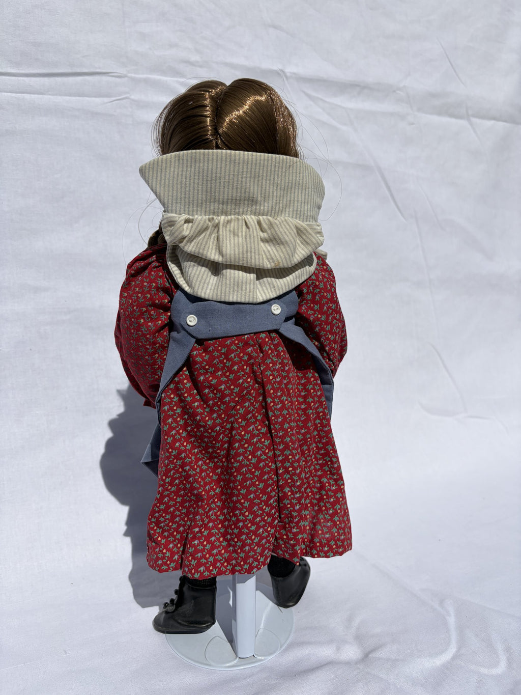 Ashton-Drake Galleries ‘Laura’ Little House on the Prairie Doll
