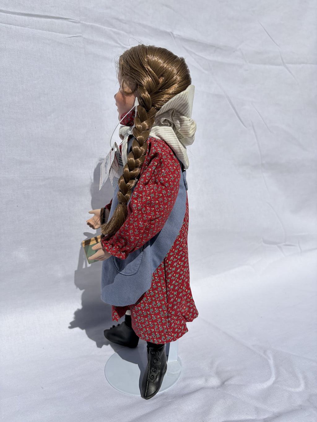 Ashton-Drake Galleries ‘Laura’ Little House on the Prairie Doll