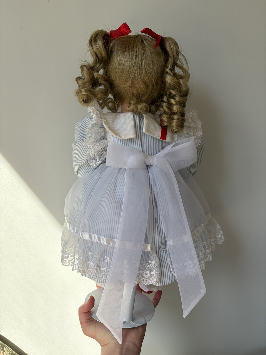 Ashton-Drake Galleries Porcelain Doll 45SDA/5000