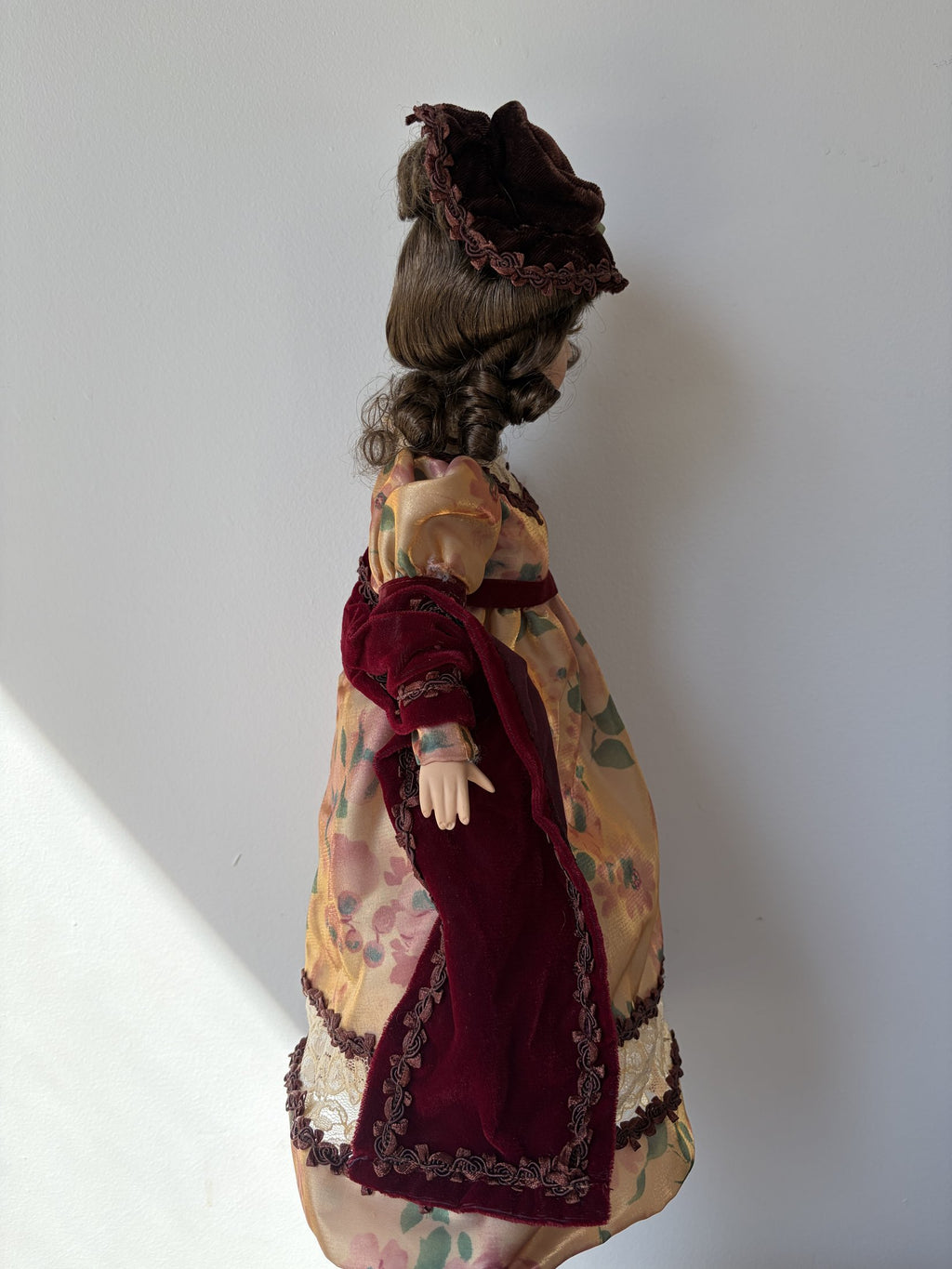 Victorian Style Porcelain Doll 18″ Floral Dress with Hat