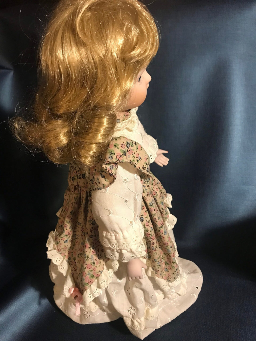 Vintage Porcelain Doll — Rosebud Print Dress & Lace Pinafore — Blonde Curls