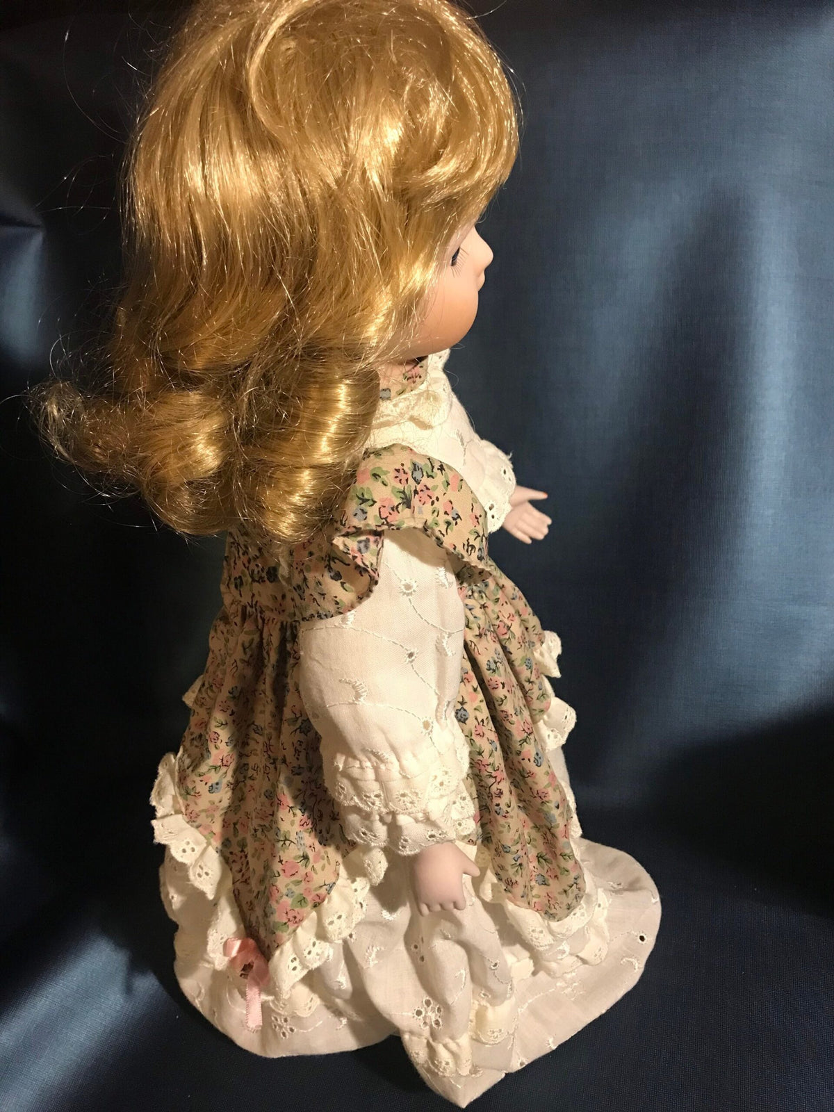 Vintage Porcelain Doll — Rosebud Print Dress & Lace Pinafore — Blonde Curls