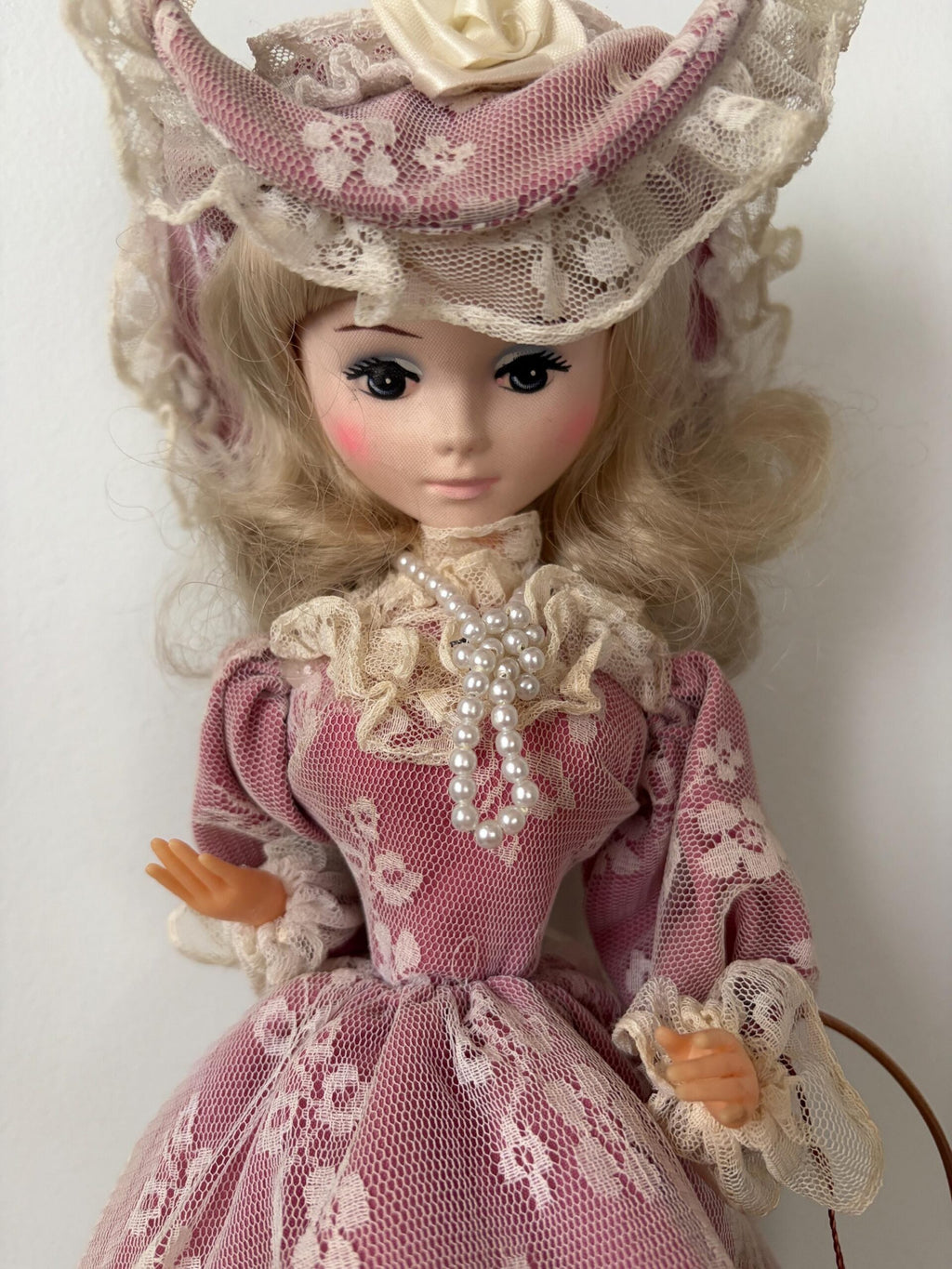 June — Bradley Doll Collection — Vintage Fabric-Face Doll — 15″