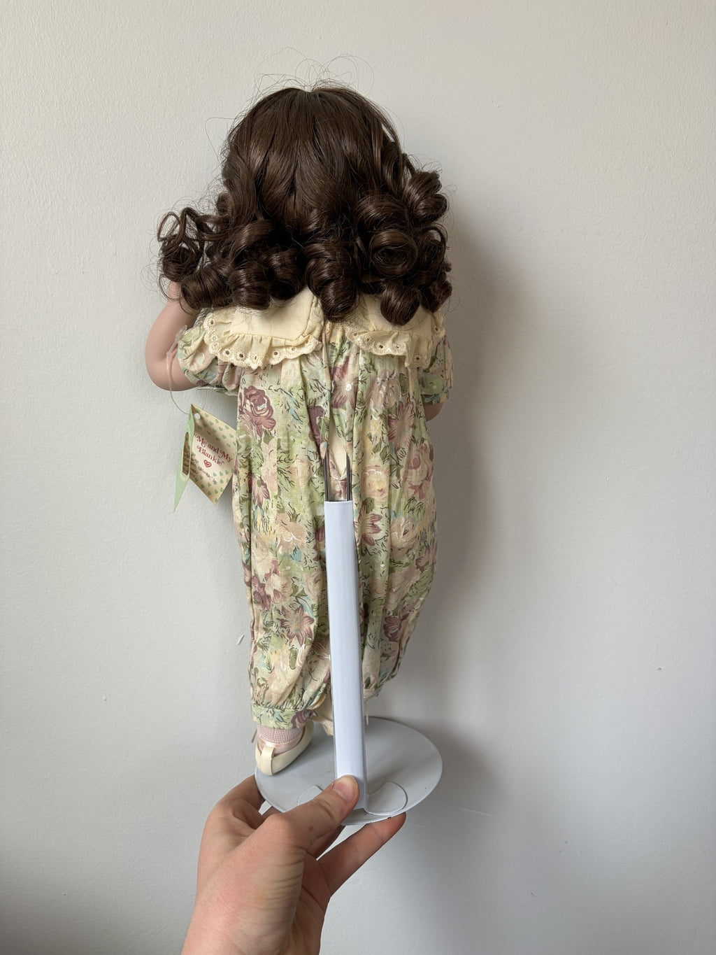 Edwin M. Knowles Porcelain Doll ‘Me and My Blankie’ My Closest Friend 1991