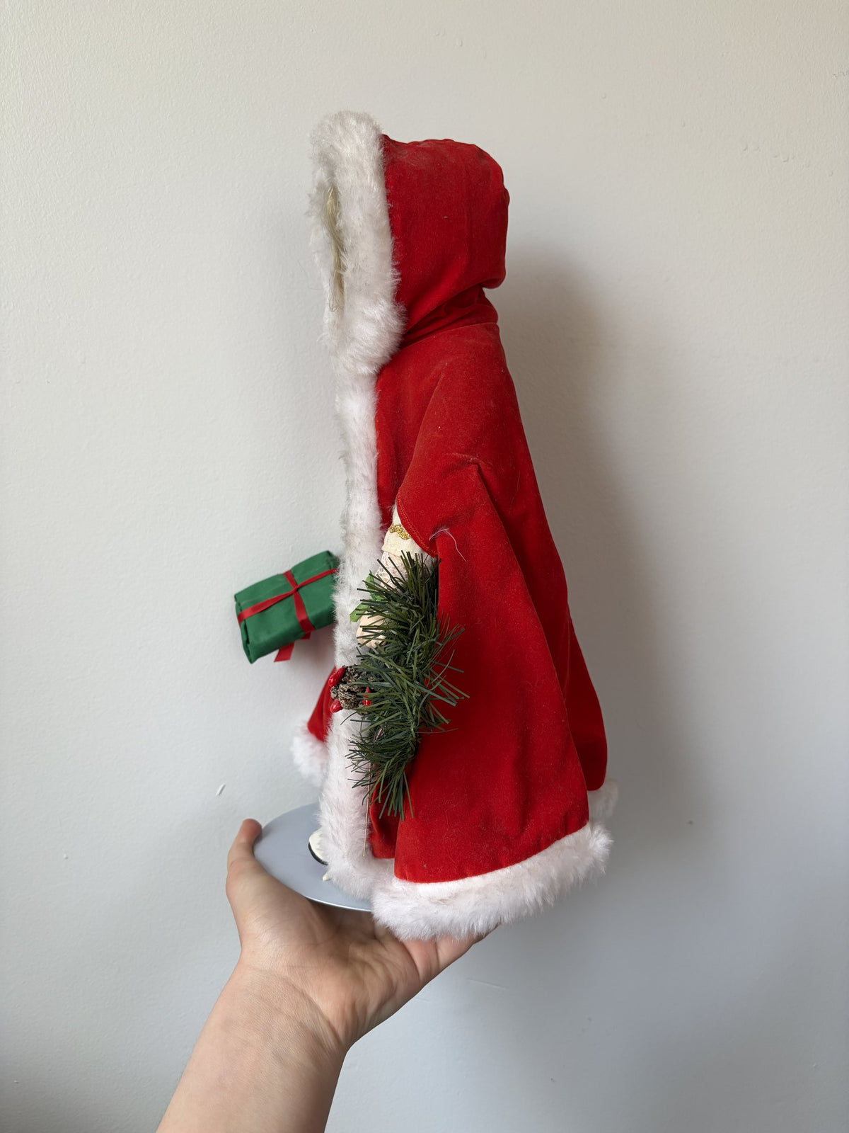 Brinn’s Collectible Porcelain Doll Christmas Edition PGH. PA
